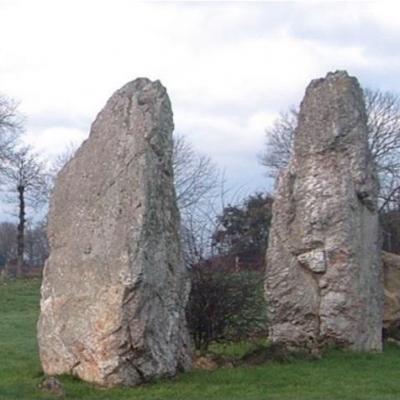 Les 2 menhirs